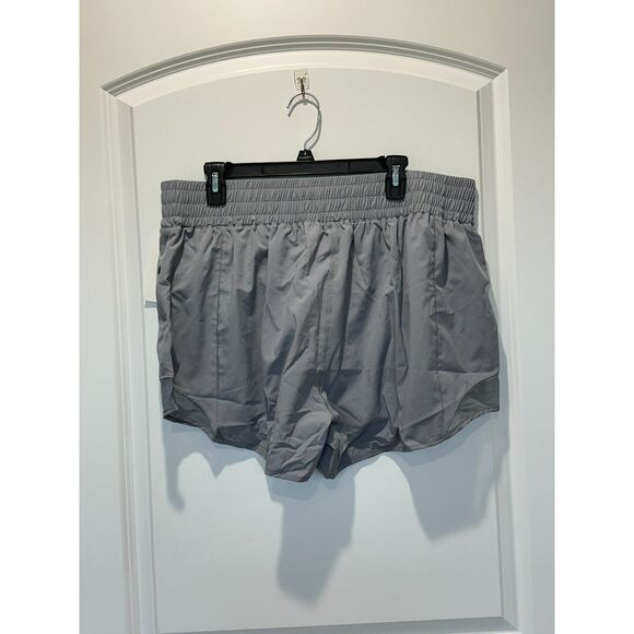 NWT MCEDAR Running Athletic Shorts Gray Women's Size 14 - Picture 2 of 5